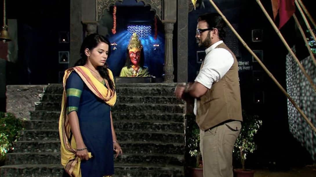 Raghav awaits Saraswati's decision