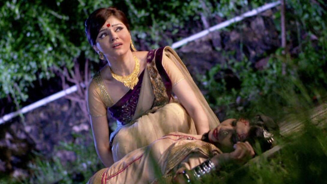 Soumya gets a chance to escape!
