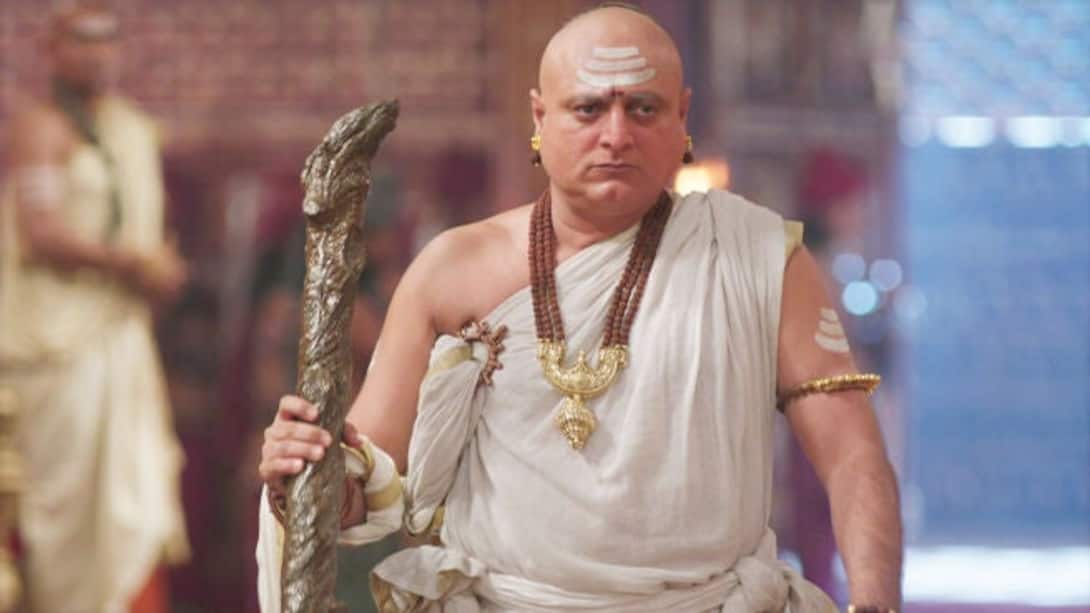 Chanakyar returns to save Ashoka!