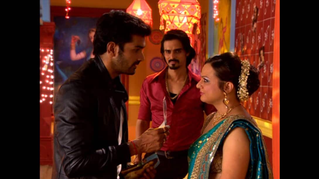Meethi tries to save Rani