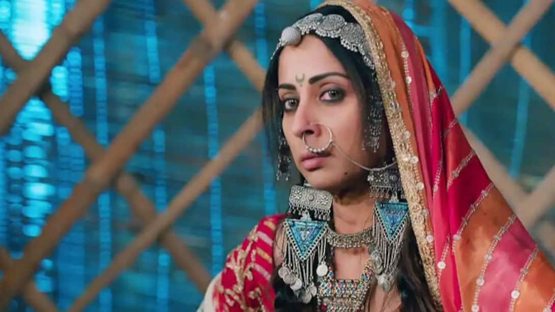 Chandni agrees to help Swaran!