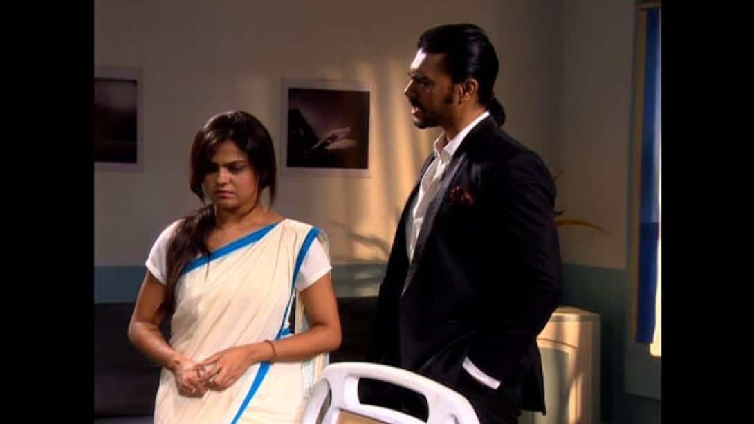 Akash searches for Meethi