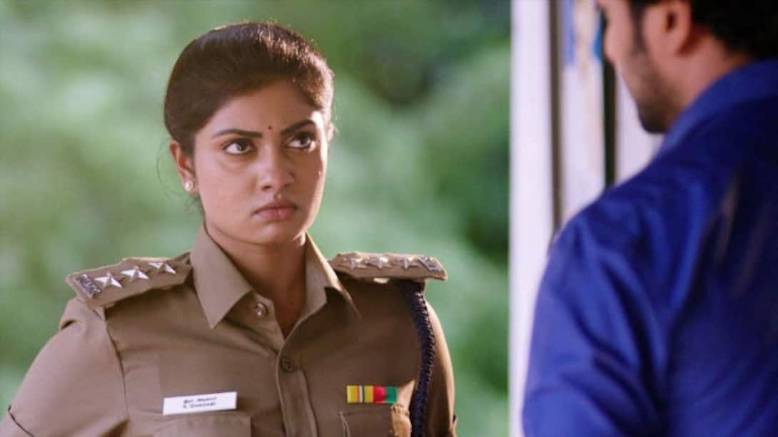 Watch Sivagami Season 1 Episode 213 : Sivagami Suspects Vivek! - Watch ...