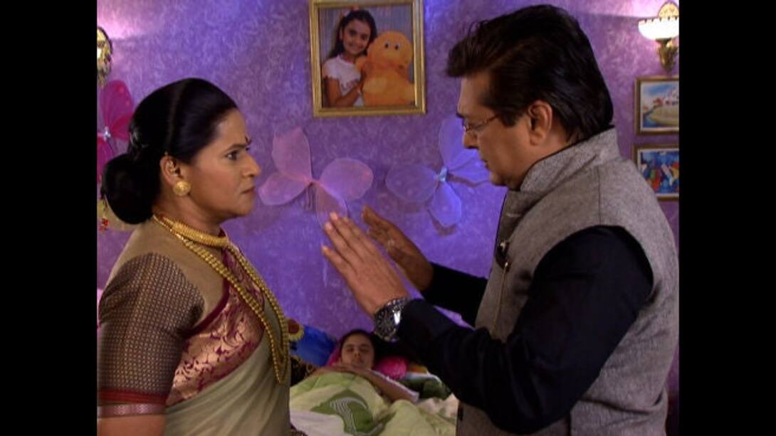 Girish decides to bring Sujata back