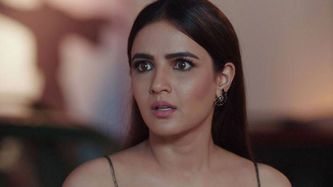 Nanditha learns Brinda's secret!