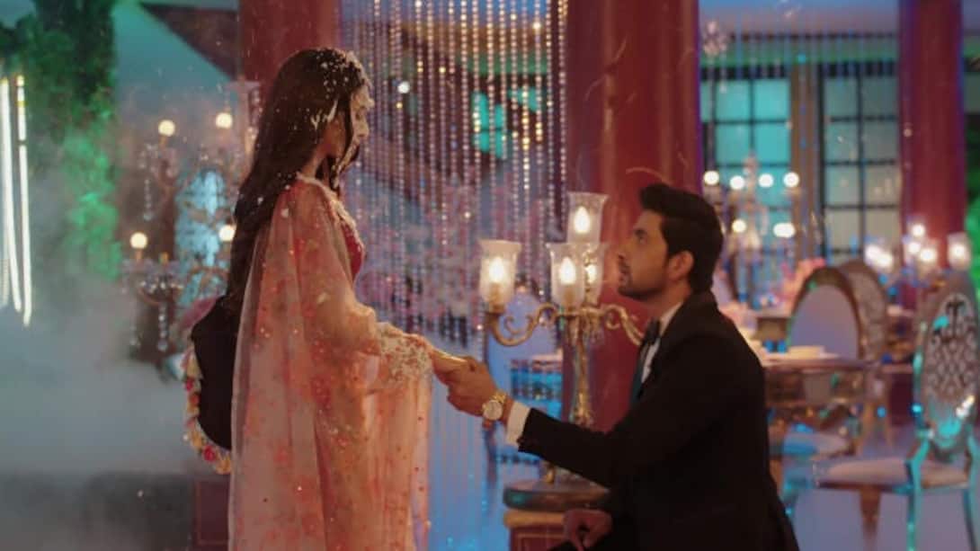 Ravi proposes to Pratiksha