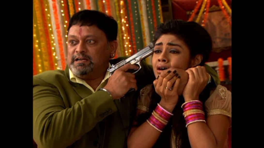 Tapasya gets shot by Tej
