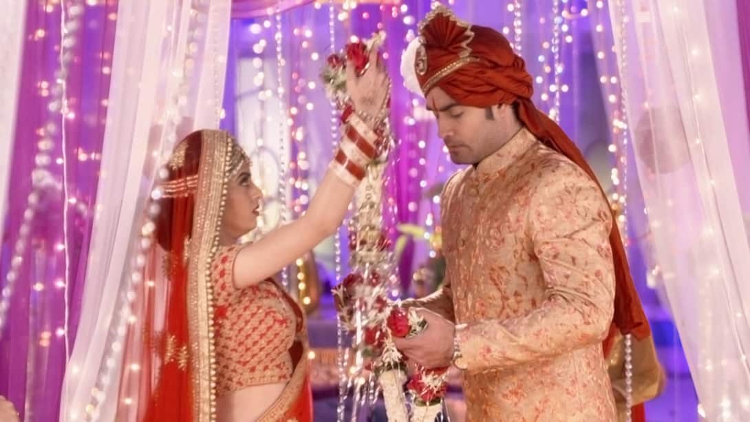 Harman gets married to Surbhi!