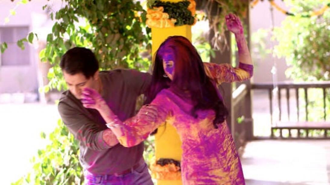 Are Sarjerao and Shambhavi getting close?
