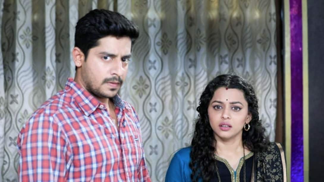 Vachana and Gaurav decide to leave