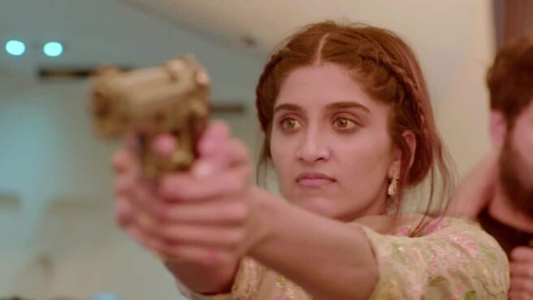 Seher gets hold of a gun