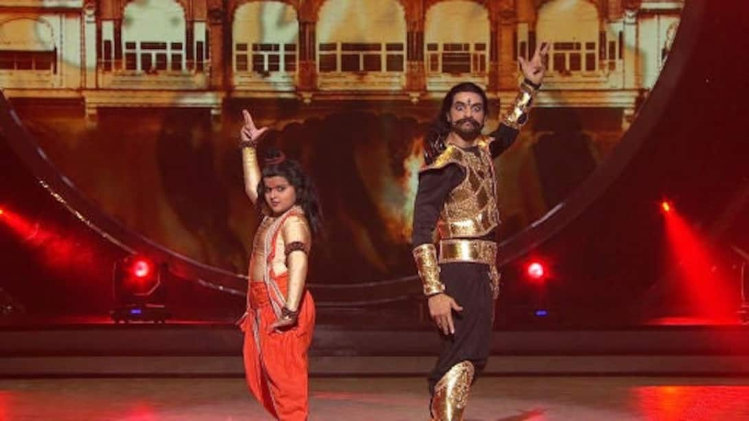 Shakti's mind-boggling dance performance!