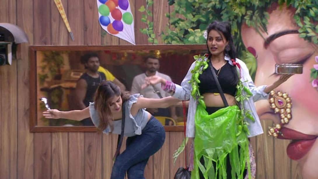 Mira-Sonali's crazy dance-off