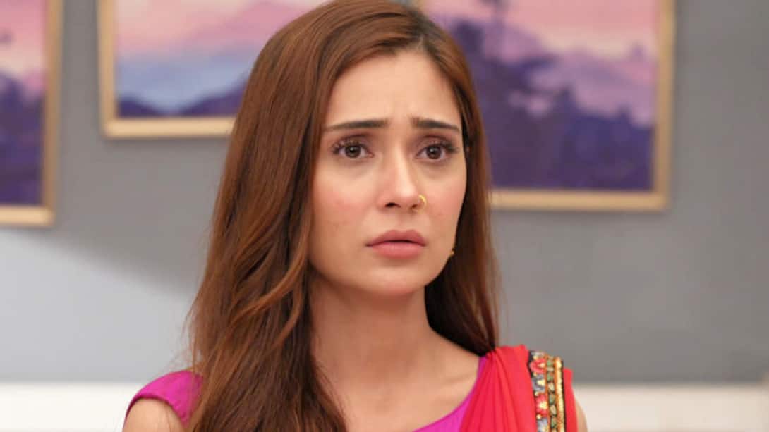 Mahira is caught red-handed!