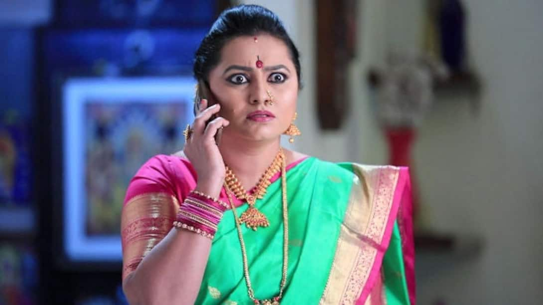 Watch Lakshmi Baramma Season 1 Episode 1845 : Aayi Warns Guru! - Watch ...