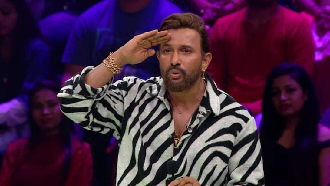 Terence Lewis salutes the juniors!