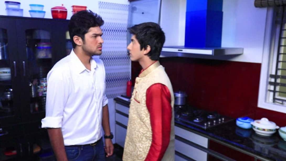 Arjun confronts Karna