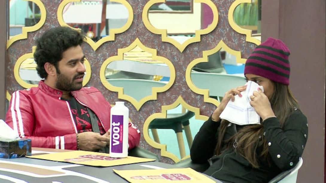 Shine annoyed with Deepika!