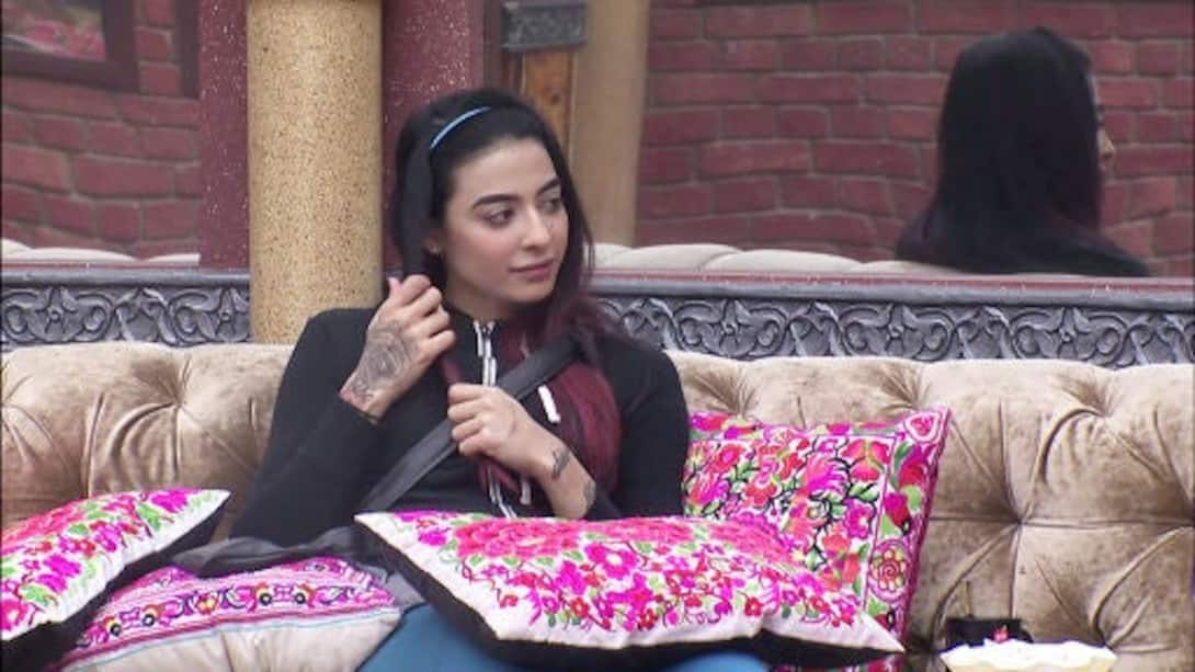 Day 79: Bani's mom hates Bigg Boss