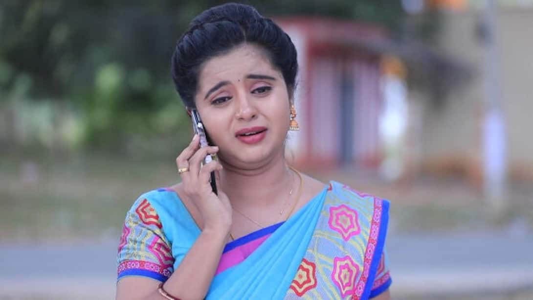 Mangala seeks Rachana's help