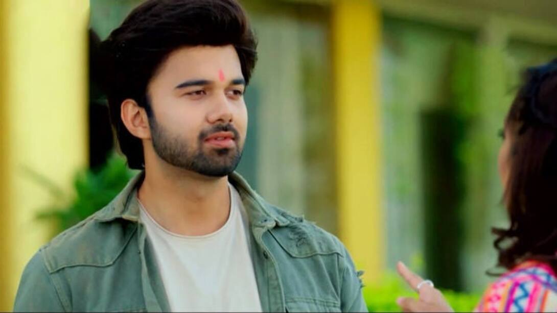 Watch Aarav Meets His Old Flame Video Online(HD) On JioCinema