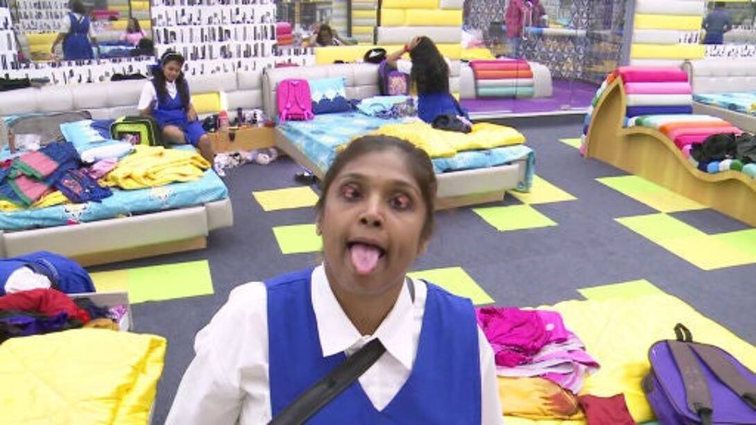 Unseen Moments Day 66: Shalini's antics on the camera