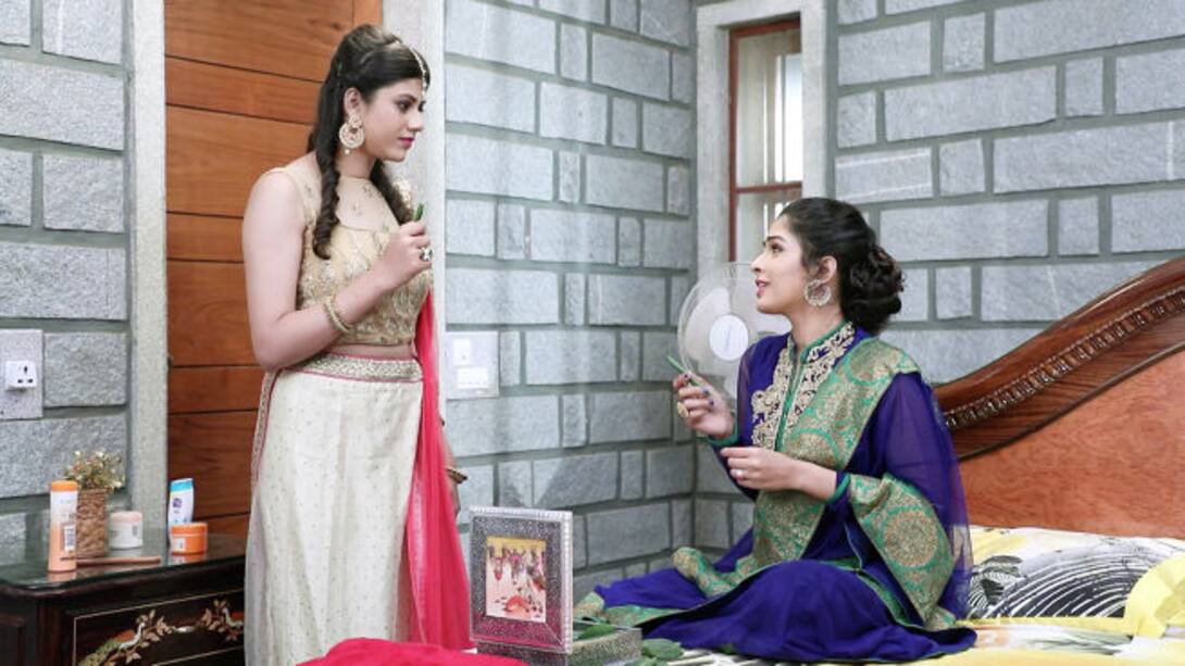 Ankitha takes advantage of Maithili