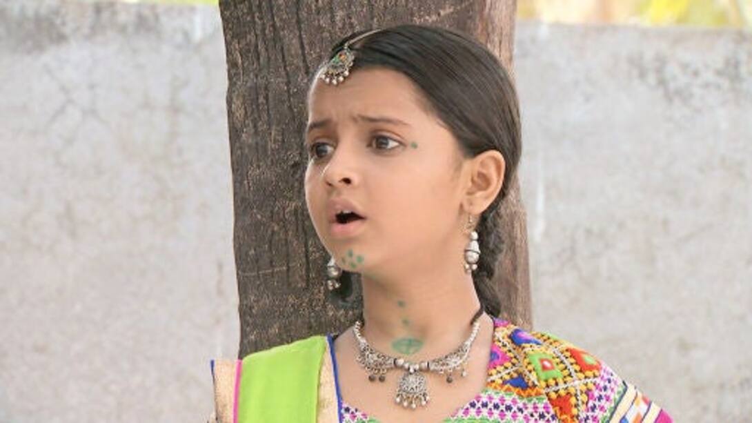 Suri goes missing!
