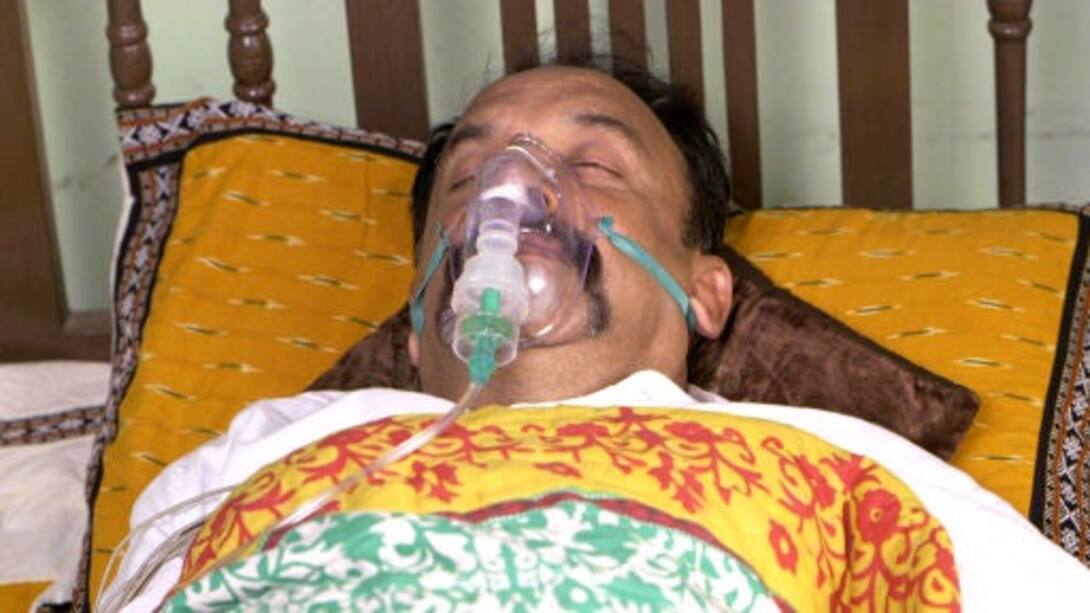 Yashwantrao goes into coma!