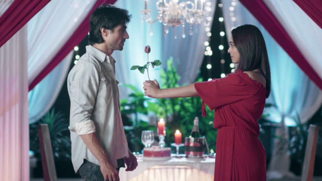 Mahi proposes to Aditya