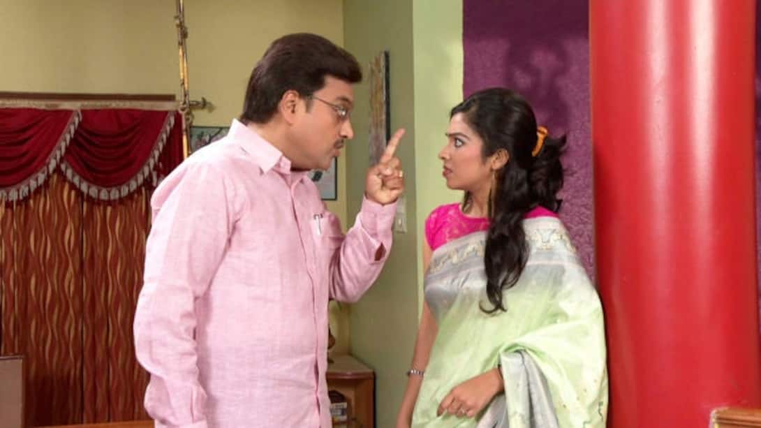 Shanta Ram asks Vaishakha to leave the house
