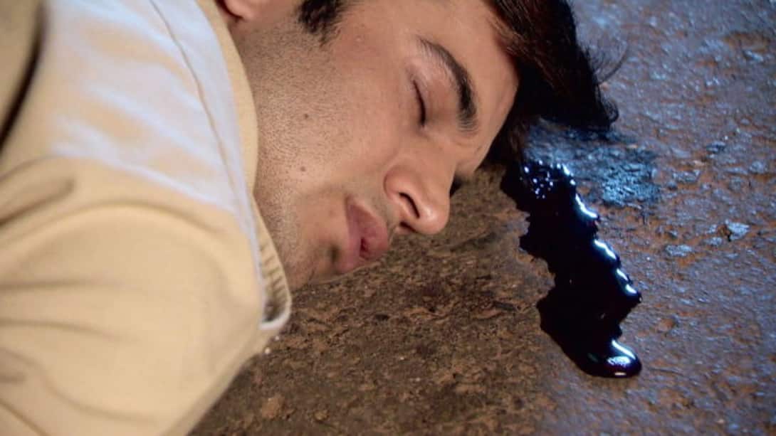 Abhay faces an accident