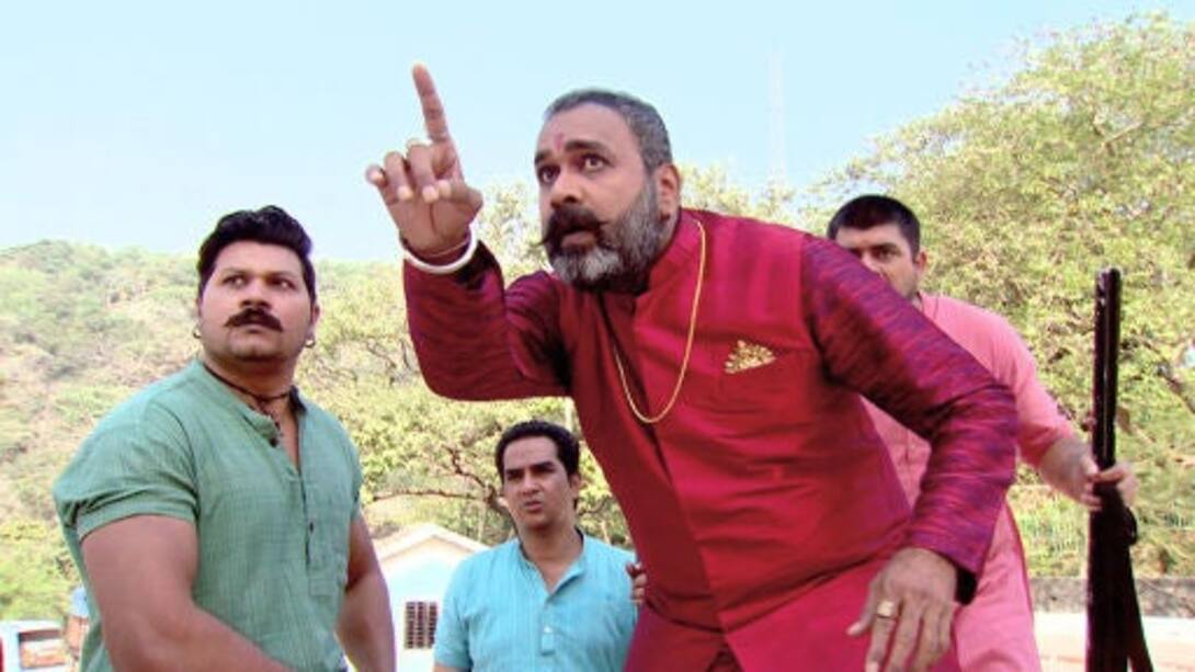 Kamalnarayan starts his hunt for Suraj