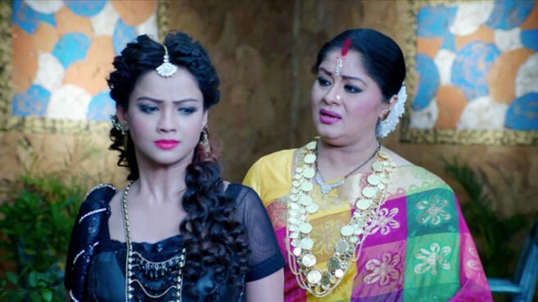 Yamuna turns Shreya against Shivanya