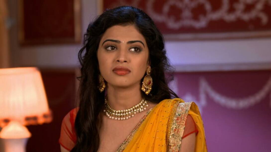 Preethi threatens Soumya's family