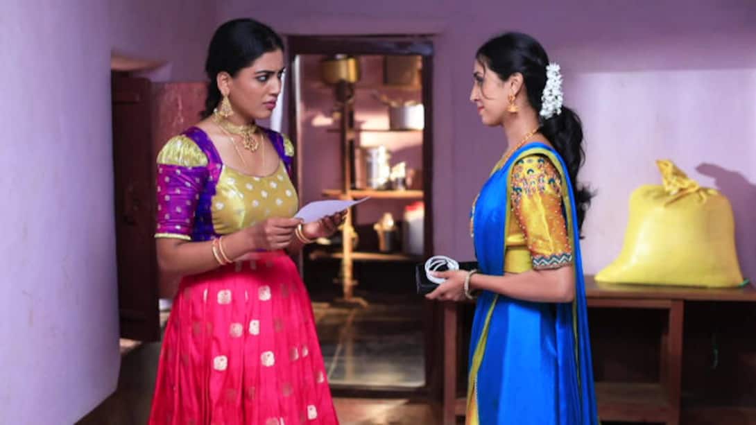 Sanya offers to help Varudhini
