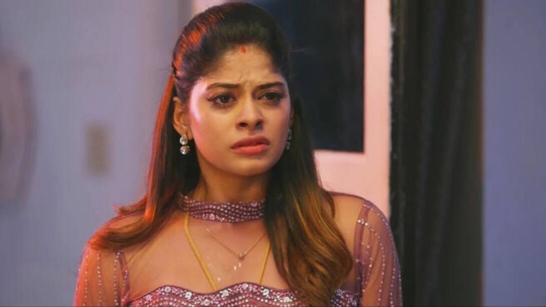 Nandhini complains about Kumaran