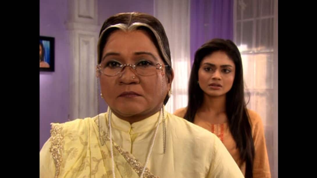 Sumitra plans to convince Mukta