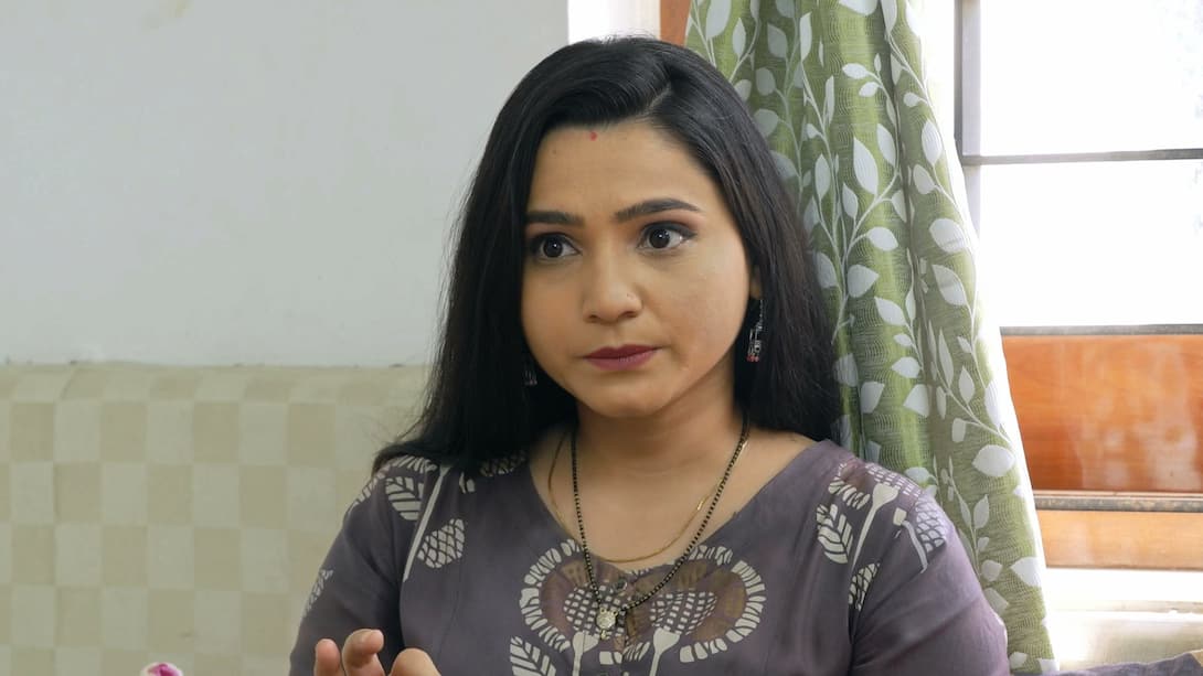 Priyanka asks Raashi to iron clothes