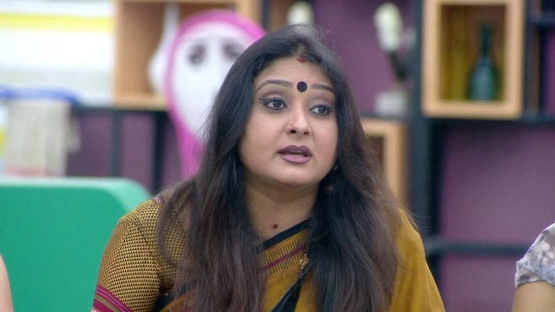 Varada Kathe: Malavika's captaincy takes a hit!
