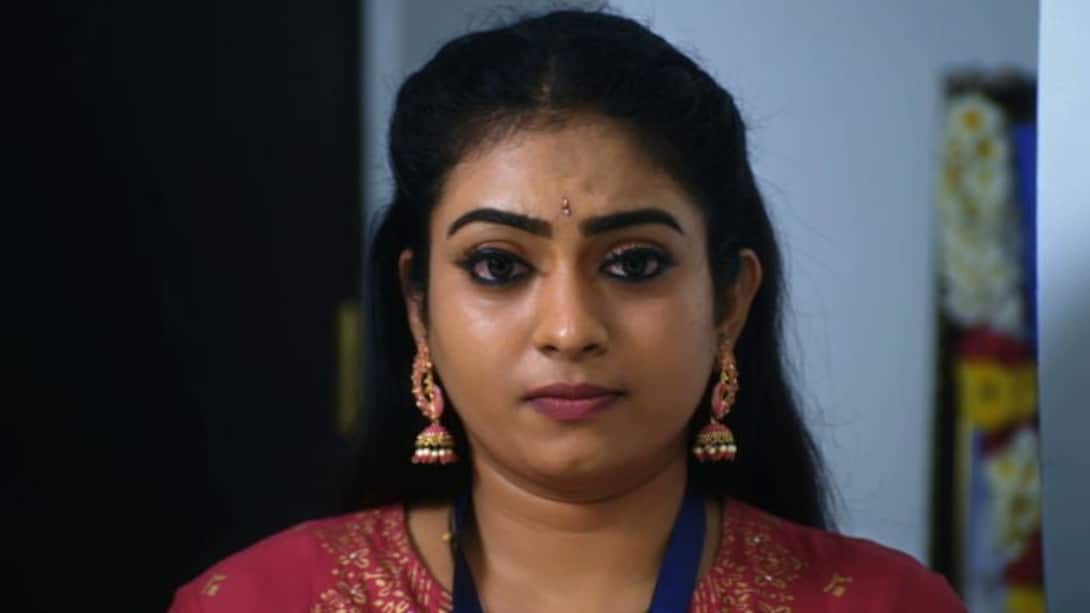 Arunthathi is angry with Meera