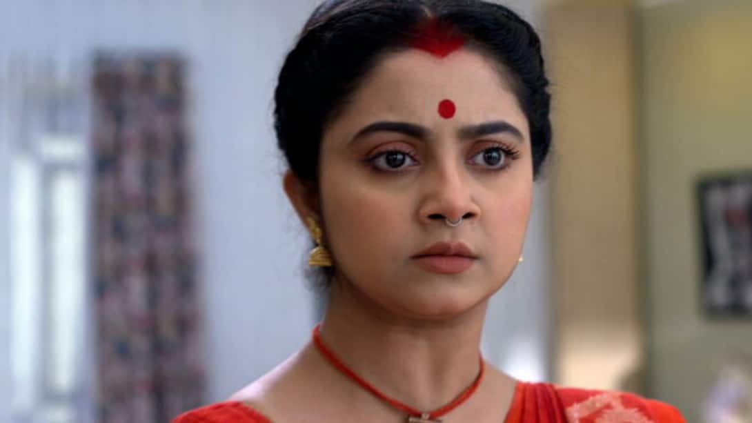 Durga confront the Sen family