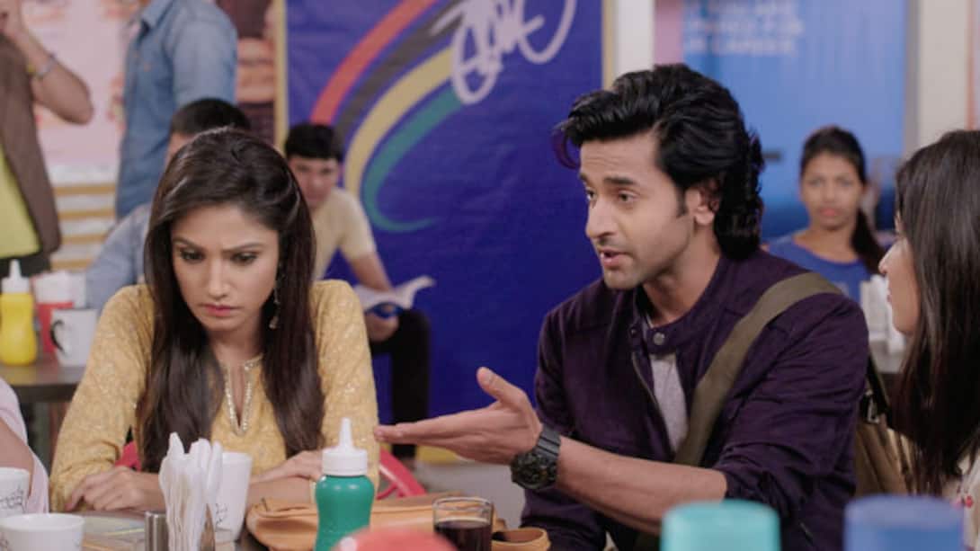 Roop asks Ishika out on a date
