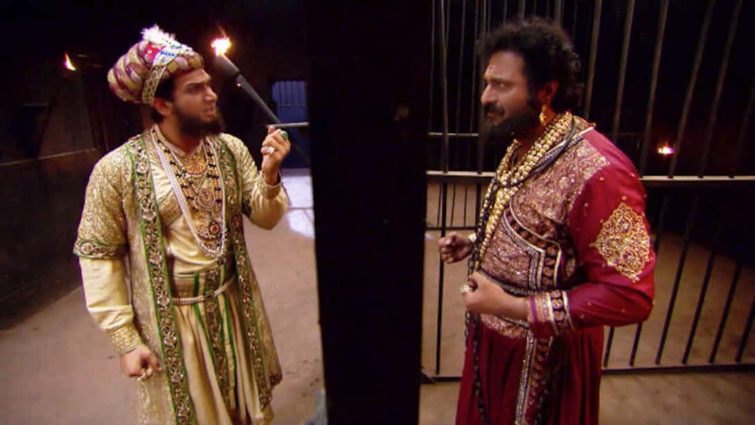 Sultan Adil makes an offer to Shahji