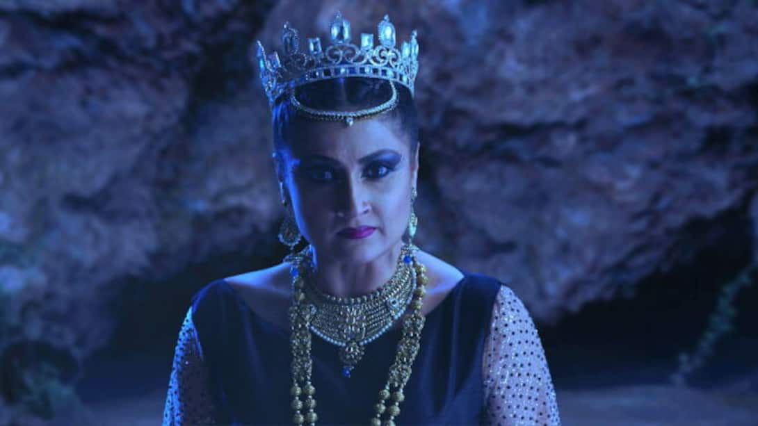 Watch Chandrakanta (Tamil) Season 1 Episode 133 : Iravati Captures ...