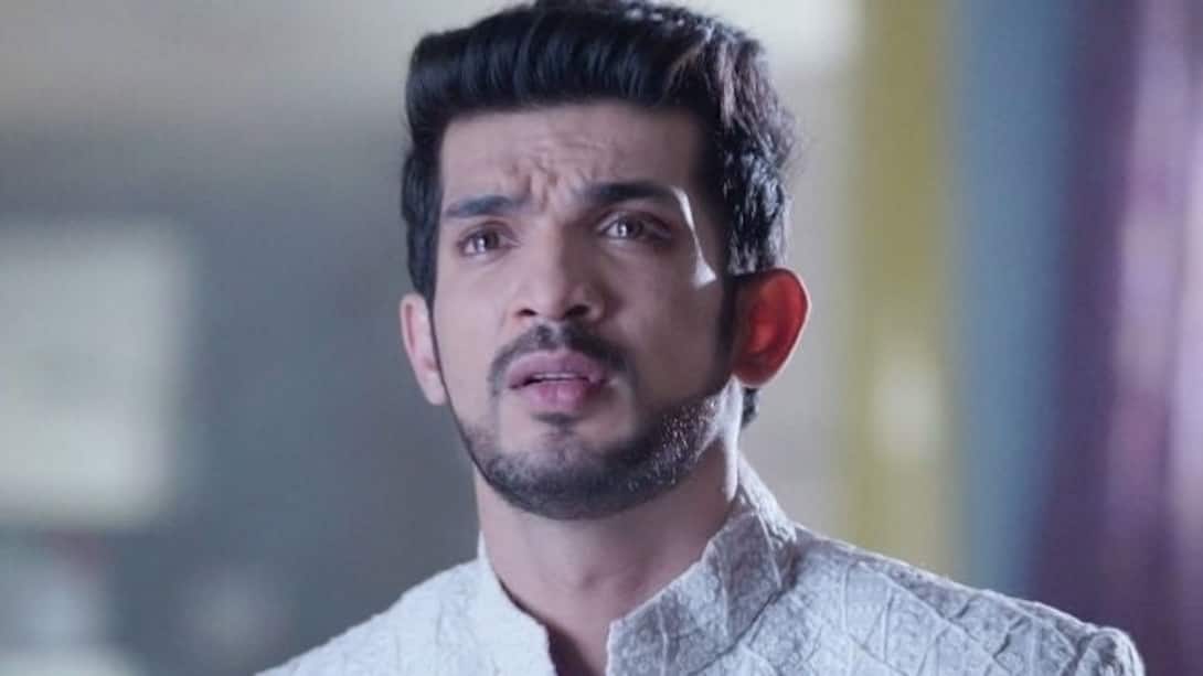 Ritik witnesses the killing of Shailesh