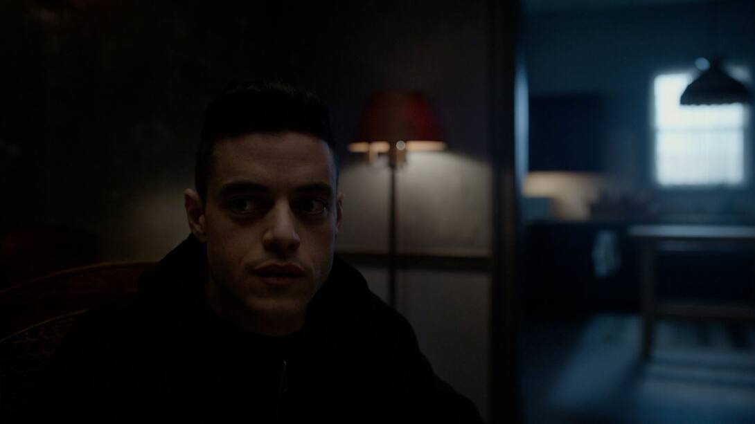 Watch Mr. Robot Season 2 Episode 4 : Logic Bomb - Watch Full Episode ...