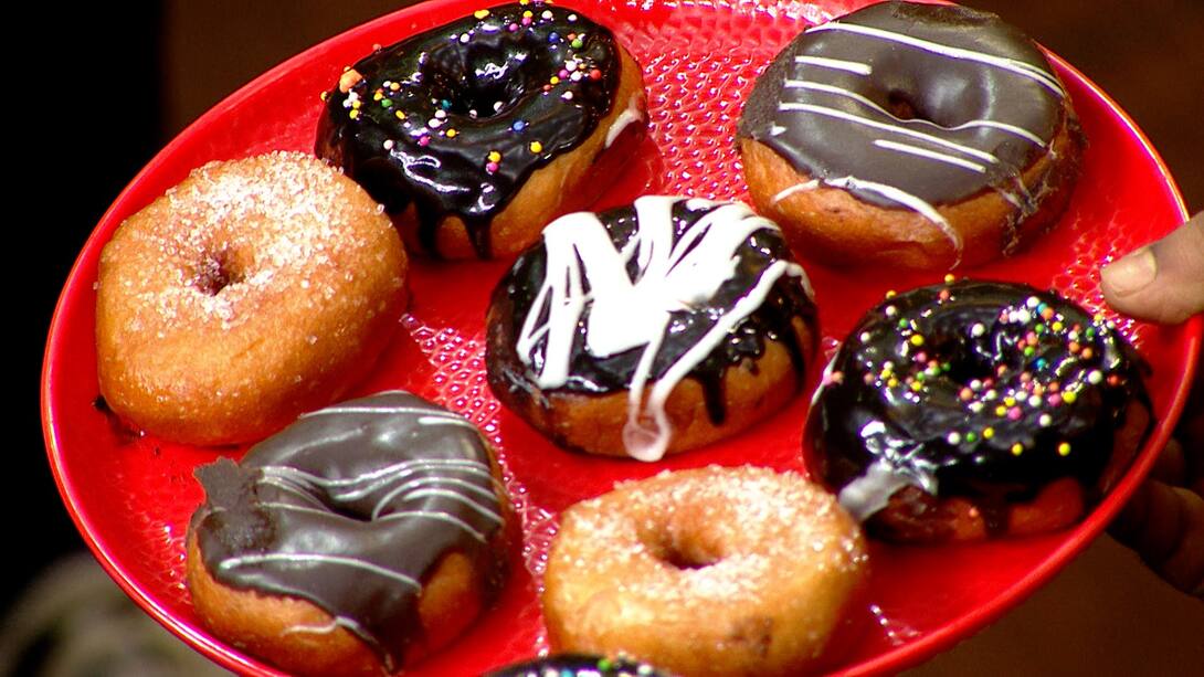 Watch Saviruchi Season 2 Episode 88 Chocolate Donut & Sugar Donut