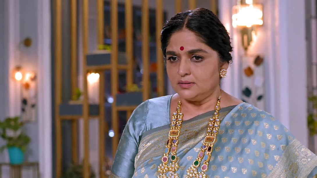 Vedika reveals Raksham's parentage