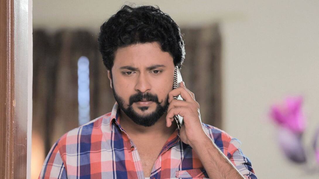 Is Vedh under Nikhil's control?